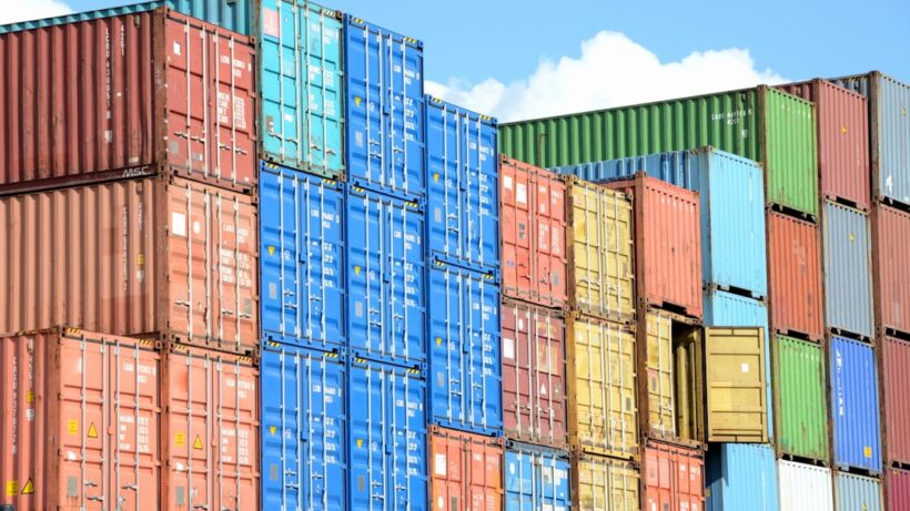 Photo Shipping containers